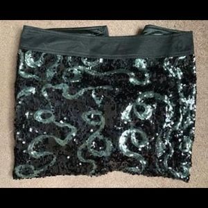 Sequin skirt ***5 for $25***